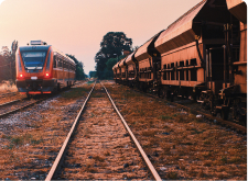 Ferrovia
    Oferecemos soluções testadas e aprovadas para o setor ferroviário, com foco em melhorar a segurança, a confiabilidade e os custos do ciclo de vida para os usuários e clientes.
    Saiba mais...